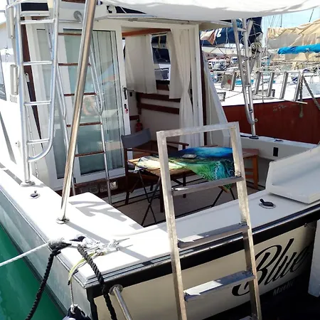 Corralejo Boat Experience Botel *