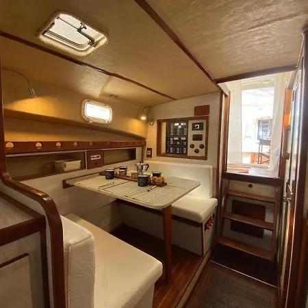 Corralejo Boat Experience Botel