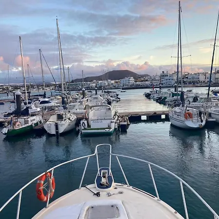 Botel Corralejo Boat Experience *