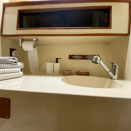 Corralejo Boat Experience Botel *